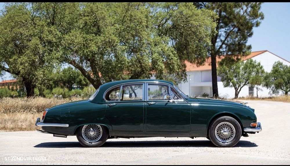 Jaguar MK II - 3