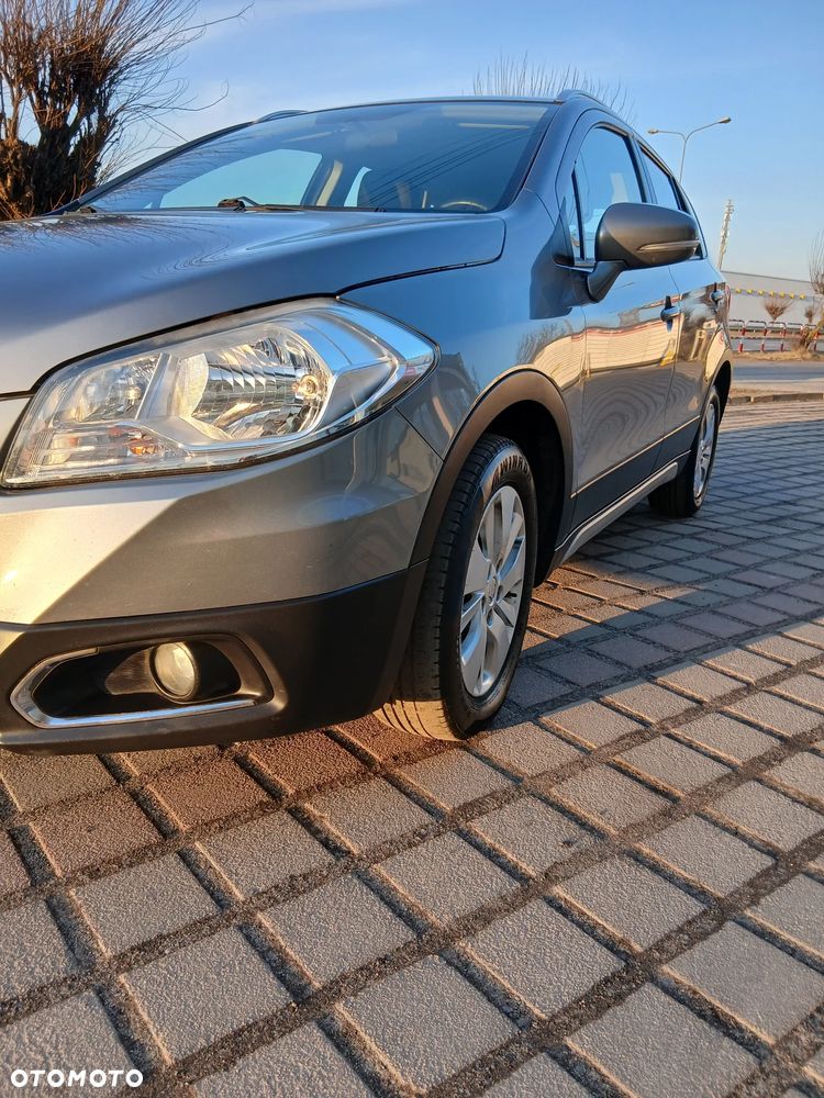 Suzuki SX4 2.0 DDiS 4x2 Comfort - 2
