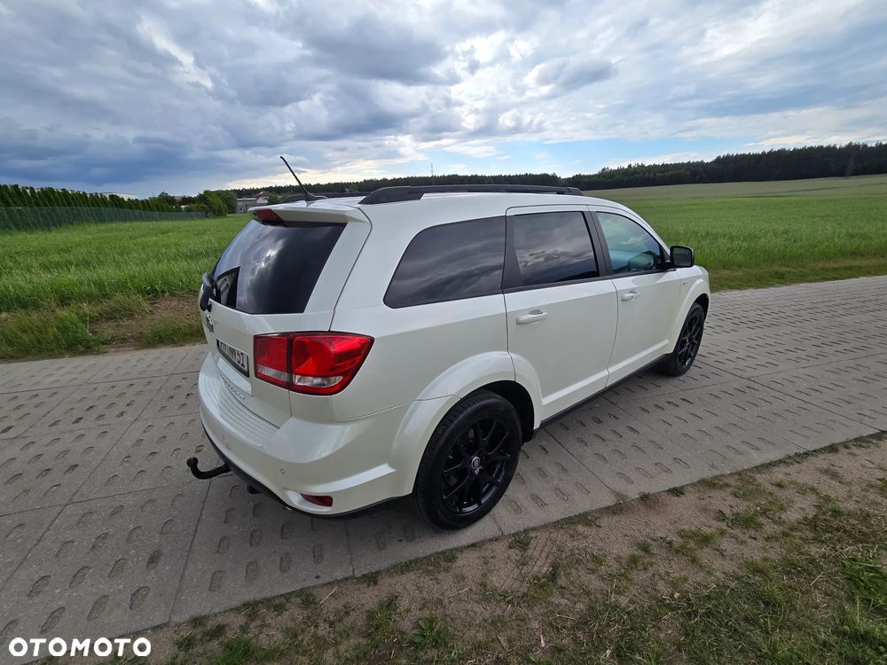 Fiat Freemont 2.0 Multijet 16V DPF Automatik Allrad Black Code - 3