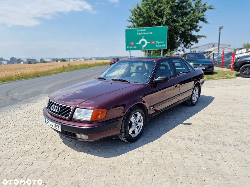 Audi 100 2.3 E - 1