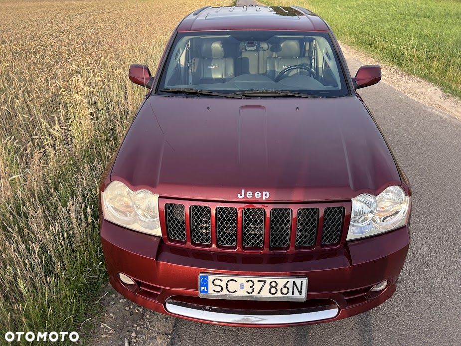 Jeep Grand Cherokee - 40