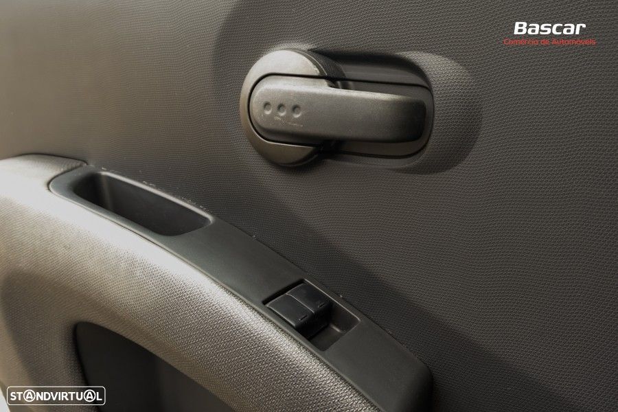 Nissan Micra 1.5 dCi Visia AC 82 - 46