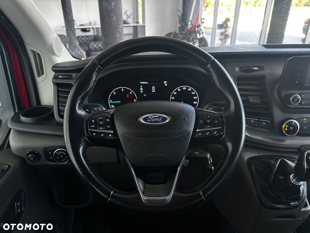 Ford Transit - 18