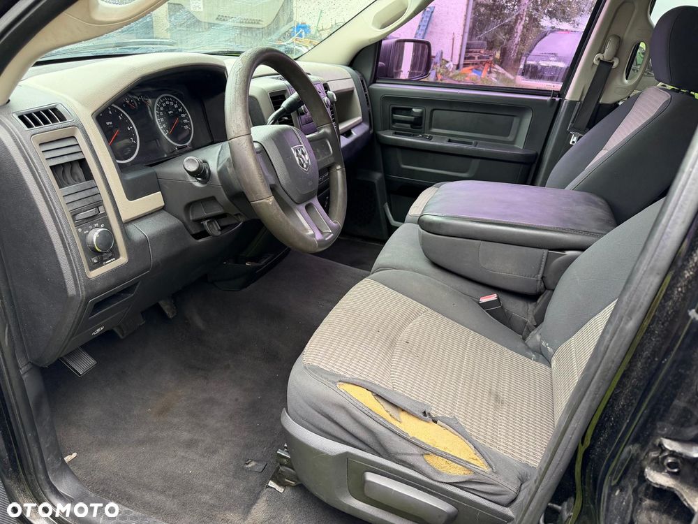 Dodge RAM - 7