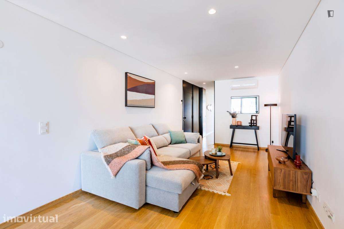 Apartamento com 1 quartos - localizado em Santo Ildefonso Porto - Grande imagem: 3/35