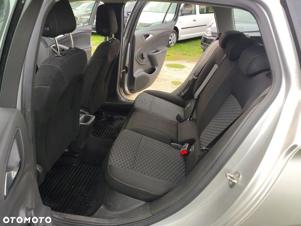 Opel Astra 1.6 D (CDTI) Business - 9