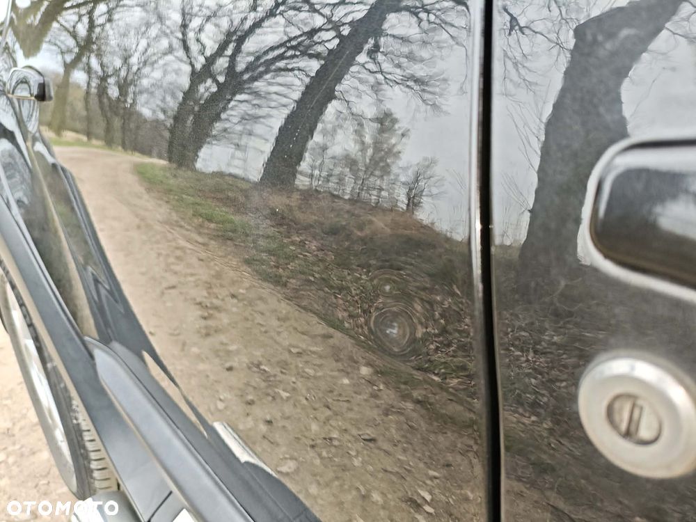 Dacia Duster 1.6 Laureate - 29