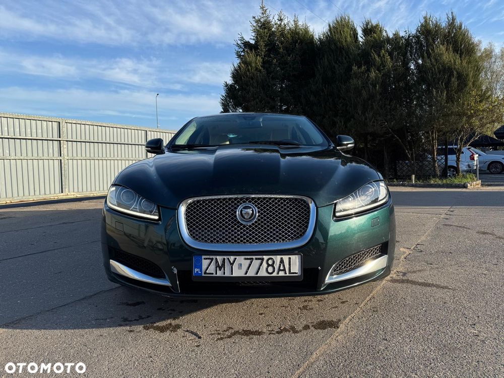 Jaguar XF 3.0 V6 D - 3
