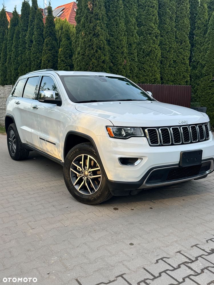 Jeep Grand Cherokee - 1