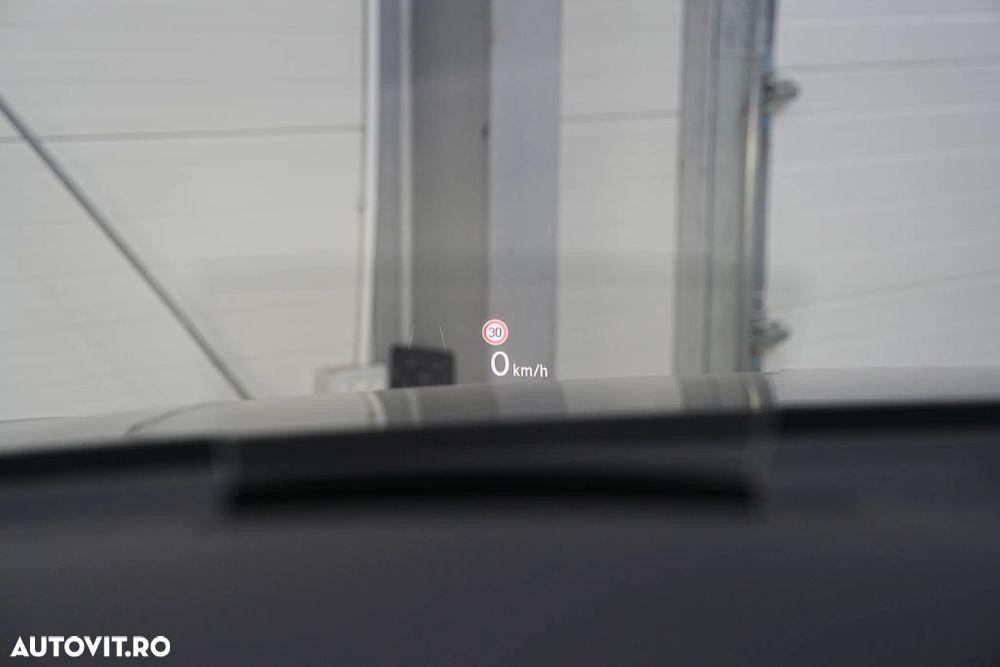 Volkswagen Passat 1.5 TSI ACT DSG R-Line - 22