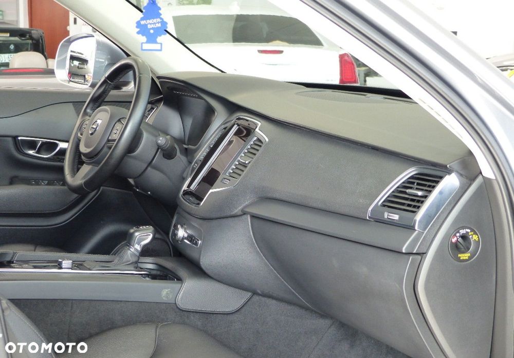 Volvo XC 90 D5 SCR AWD Momentum - 14