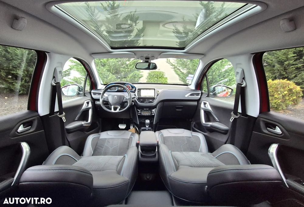 Peugeot 2008 PureTech 110 Stop&Start EAT6 Crossway - 3