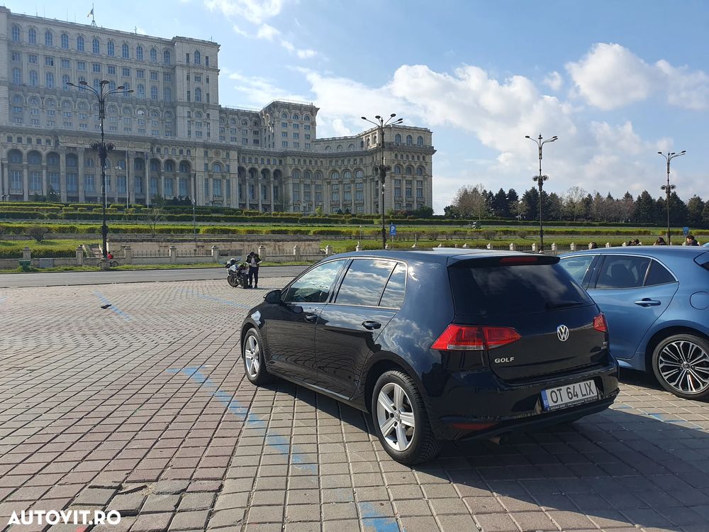 Volkswagen Golf 1.6 TDI BlueMotion Technology DPF Comfortline - 1