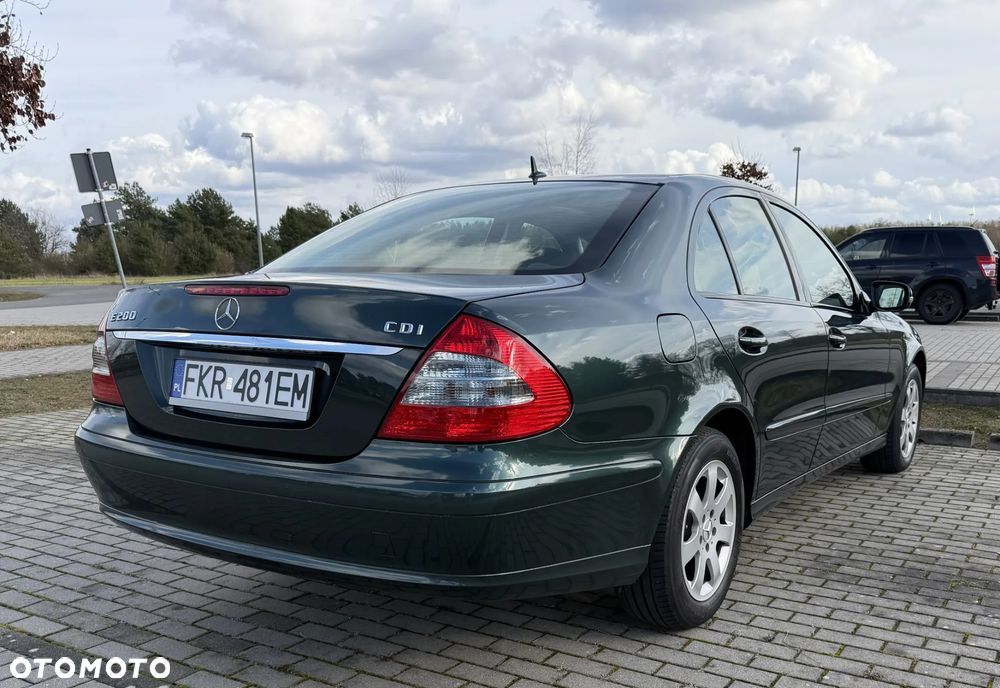 Mercedes-Benz Klasa E 200 CDI Classic DPF - 5