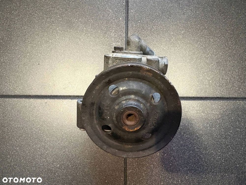 POMPA WSPOMAGANIA 1.6 TI FORD 6G91-3A696-BD - 3