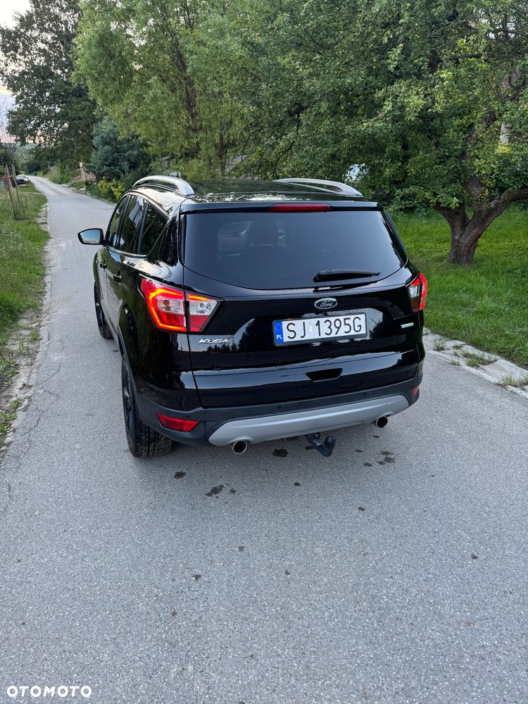 Ford Kuga 1.5 EcoBoost 2x4 Titanium - 9