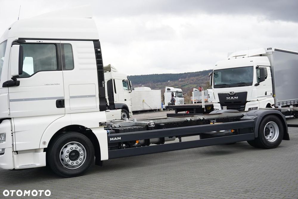 MAN TGX / 18.460 / ACC / E 6 / XLX /  BDF / 7,15 M , 7,45 M - 32