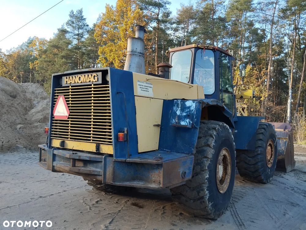 Hanomag 70E - 3