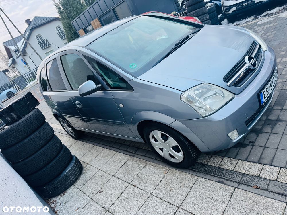 Opel Meriva 1.6 16V Easytronic Cosmo - 4