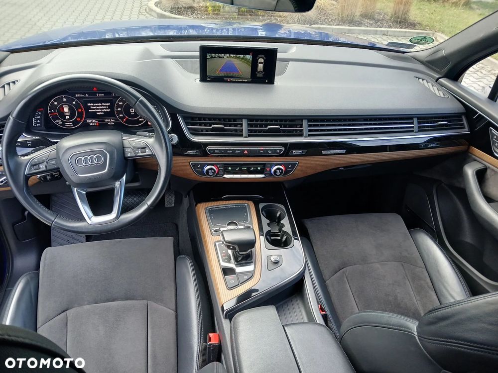 Audi Q7 - 9
