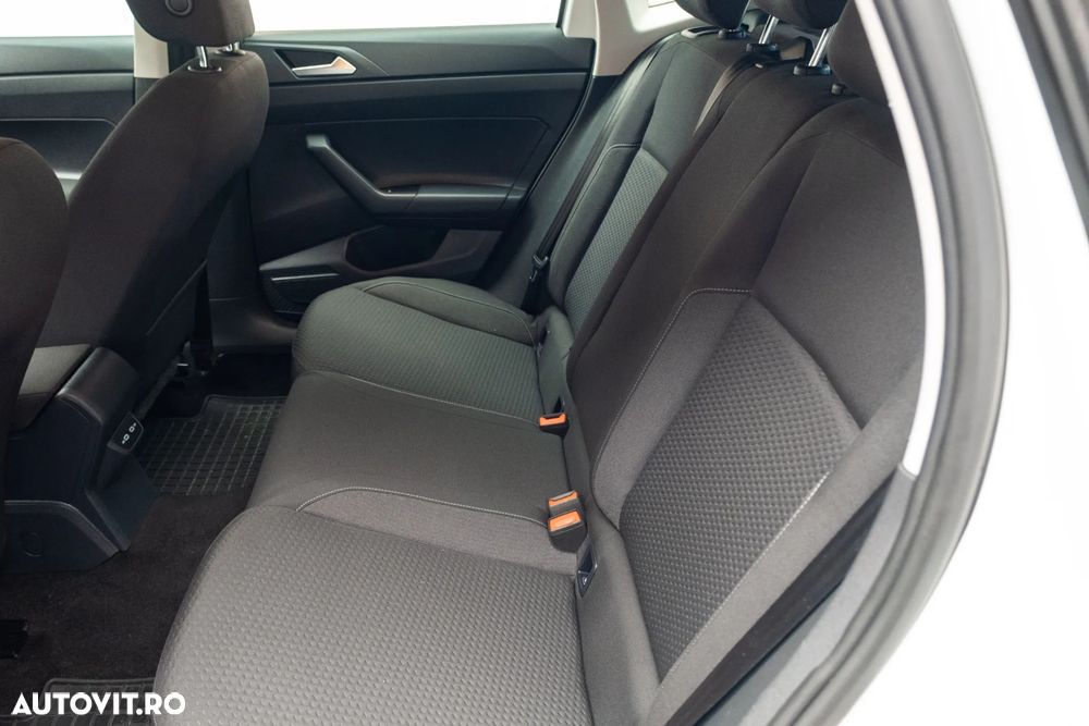 Volkswagen Polo - 19