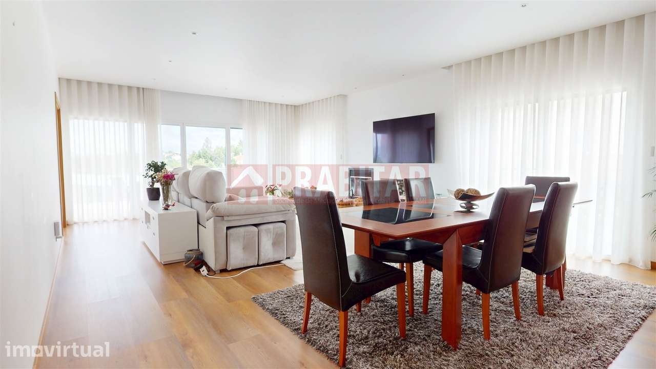 Moradia T4 Moderna com vista Cidade | 356m2 | Escritório 50 m2| Terren - Grande imagem: 3/60