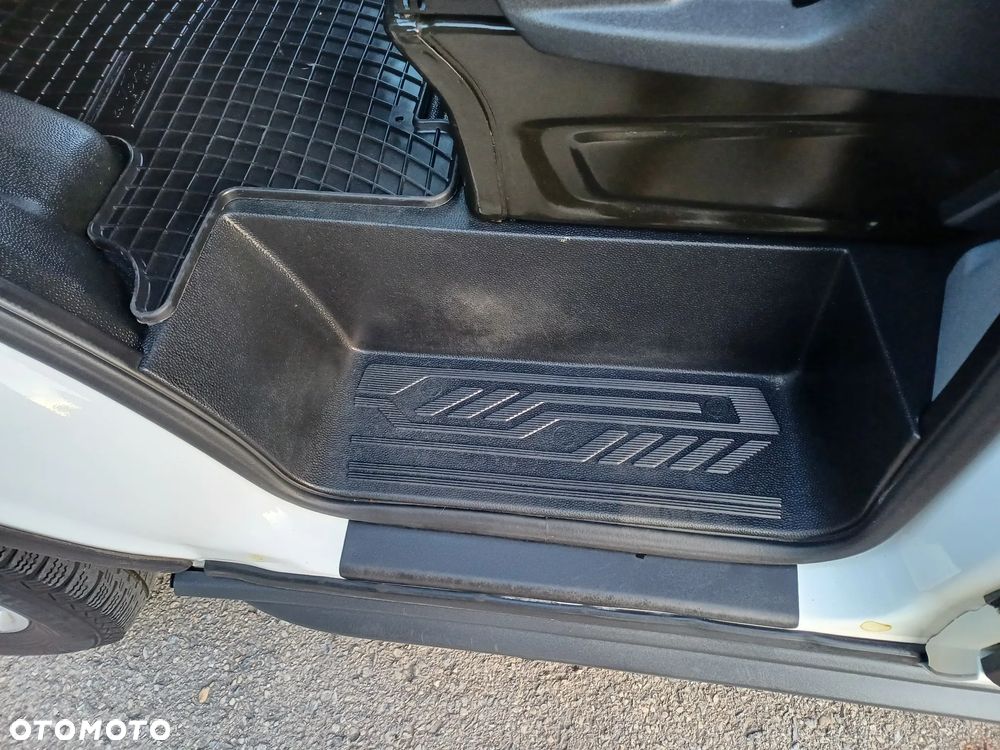 Ford Transit - 22