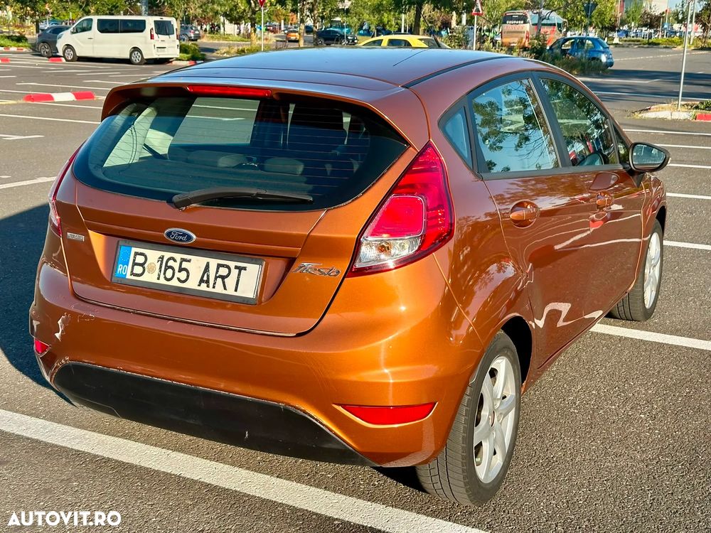 Ford Fiesta - 16
