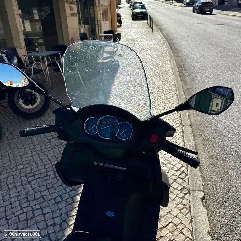 Piaggio XEvo X7 - 10
