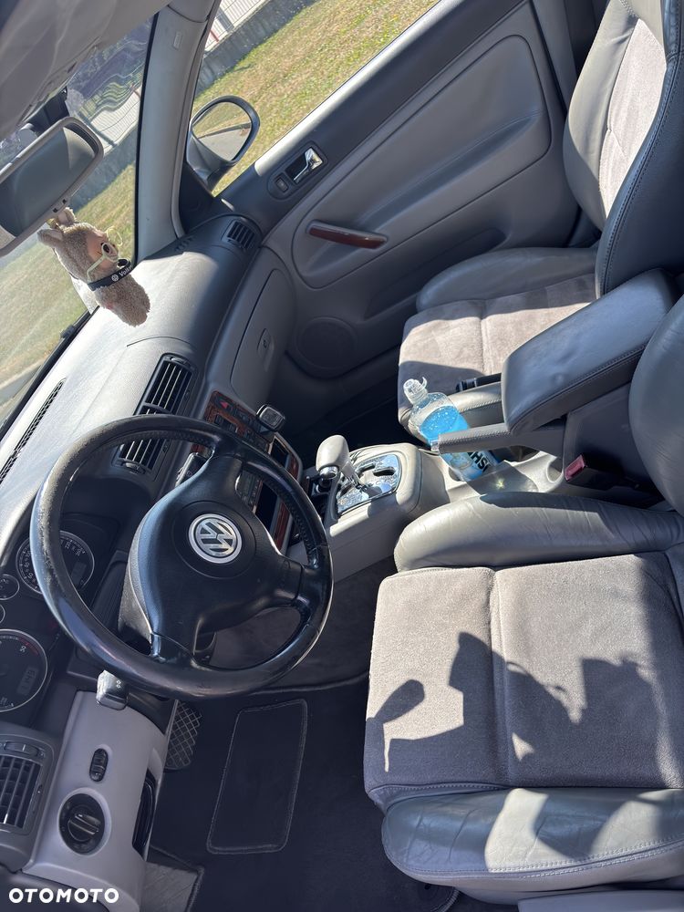 Volkswagen Passat - 7