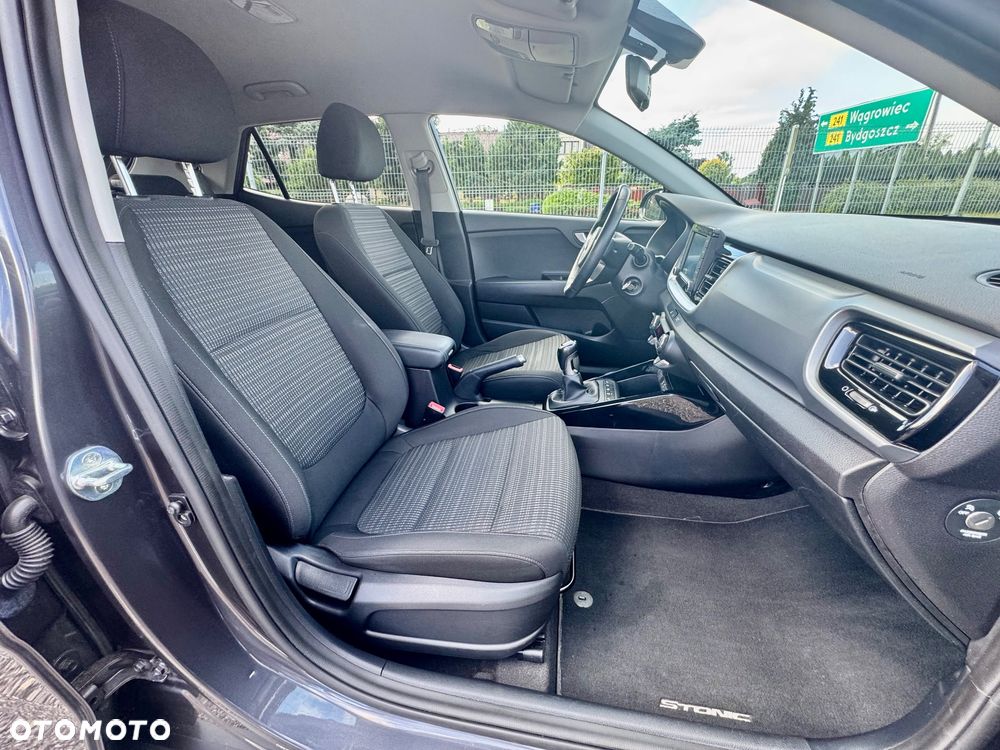 Kia Stonic - 21
