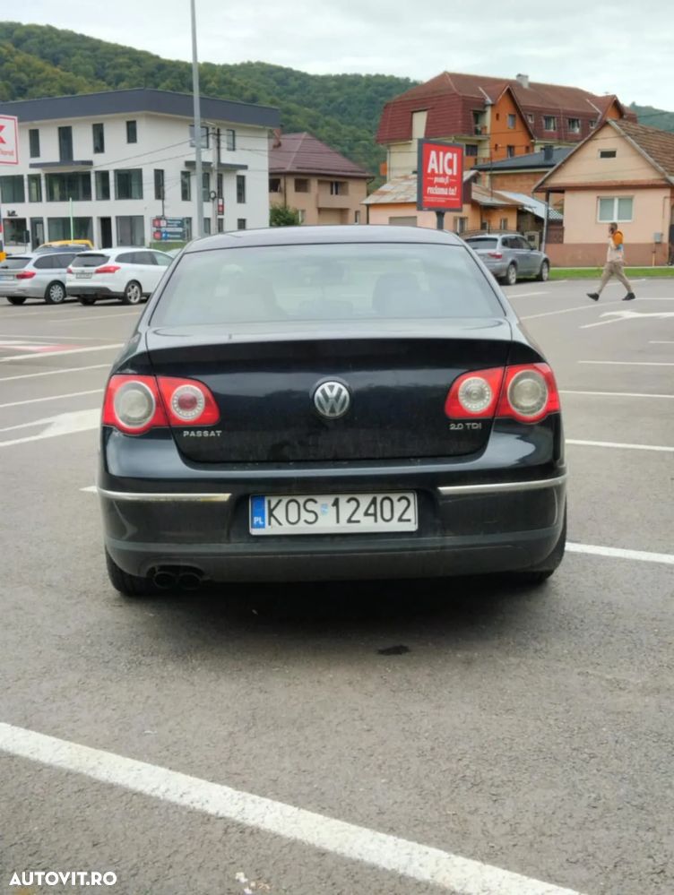 Volkswagen Passat Variant 2.0 TDI DPF Highline - 9