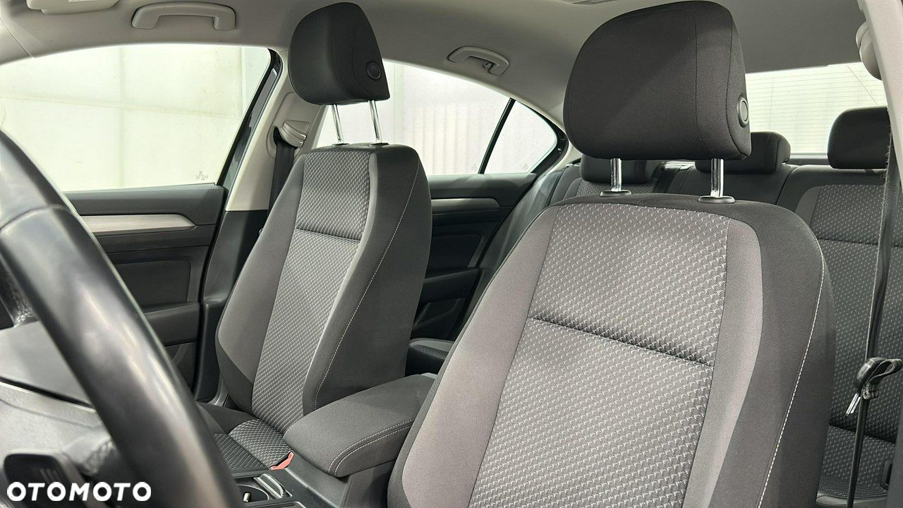 Volkswagen Passat 1.5 TSI EVO Essence DSG - 10