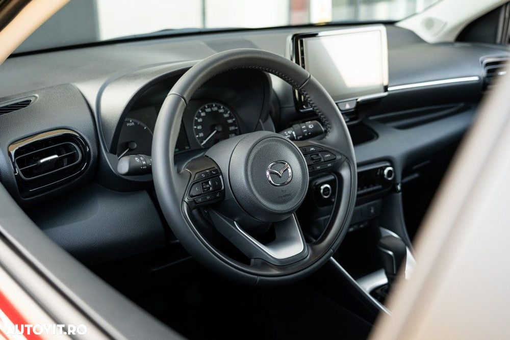 Mazda 2 - 8