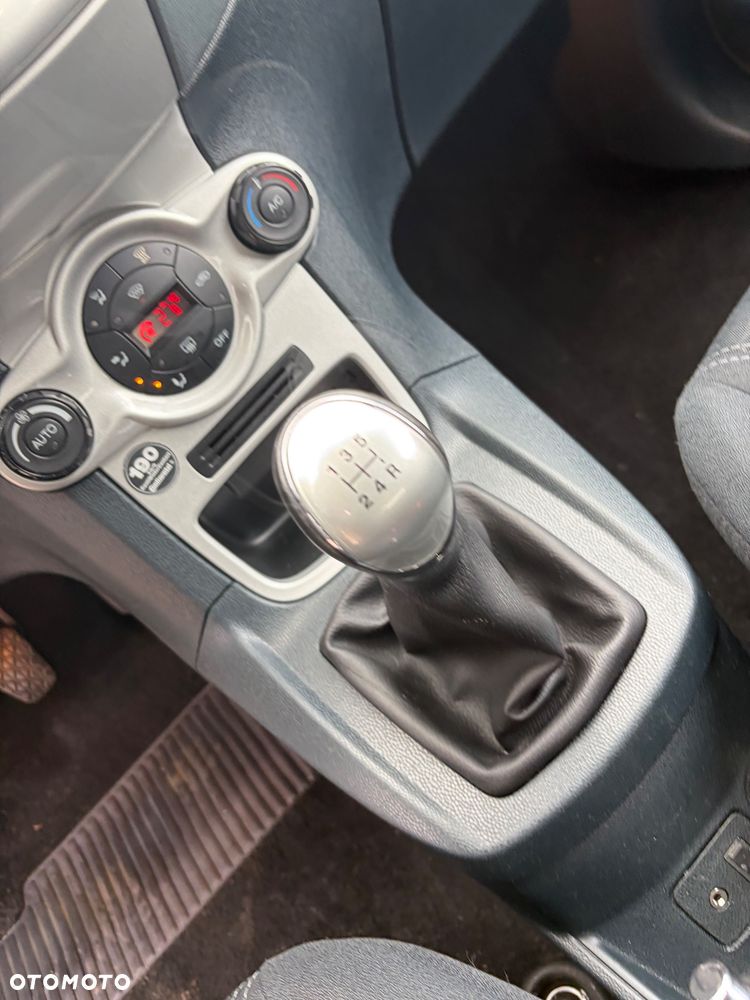Ford Fiesta 1.25 Titanium - 39
