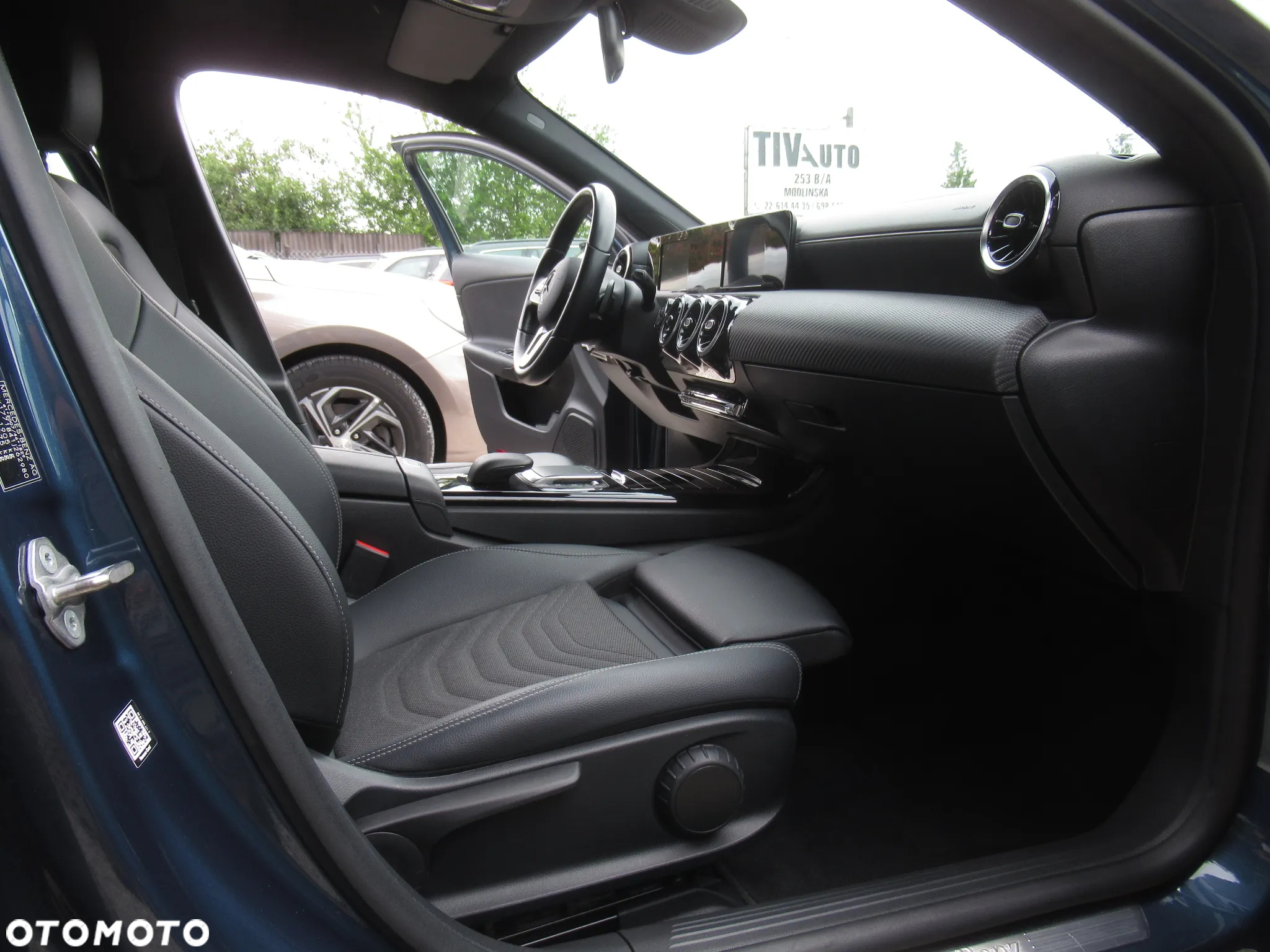 Mercedes-Benz Klasa A 180 7G-DCT - 10
