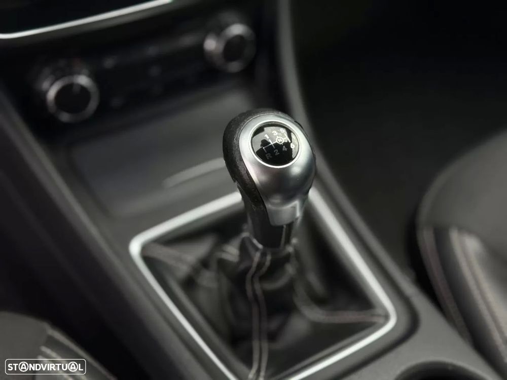 Mercedes-Benz A 180 CDI (BlueEFFICIENCY) Urban - 25