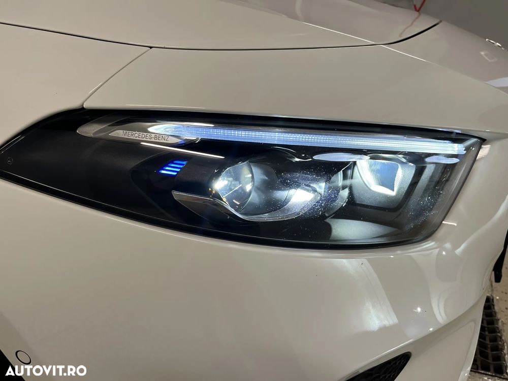 Mercedes-Benz A 180 Sedan 7G-DCT Progressive - 30