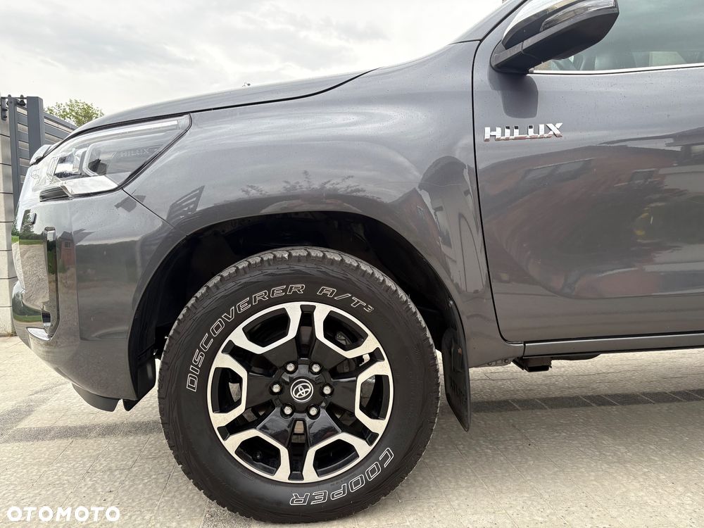 Toyota Hilux 2.8 D-4D Double Cab SR5+ 4x4 - 19