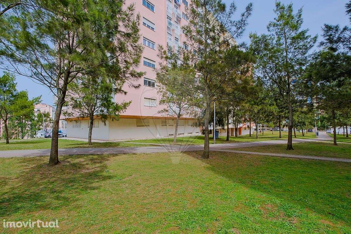 Apartamento T2 para arrendamento - Grande imagem: 2/25