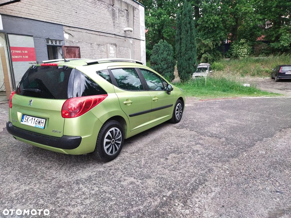 Peugeot 207 95 VTi Urban Style - 5