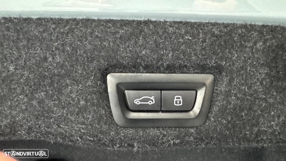 BMW i5 eDrive40 Pack Desportivo M - 27