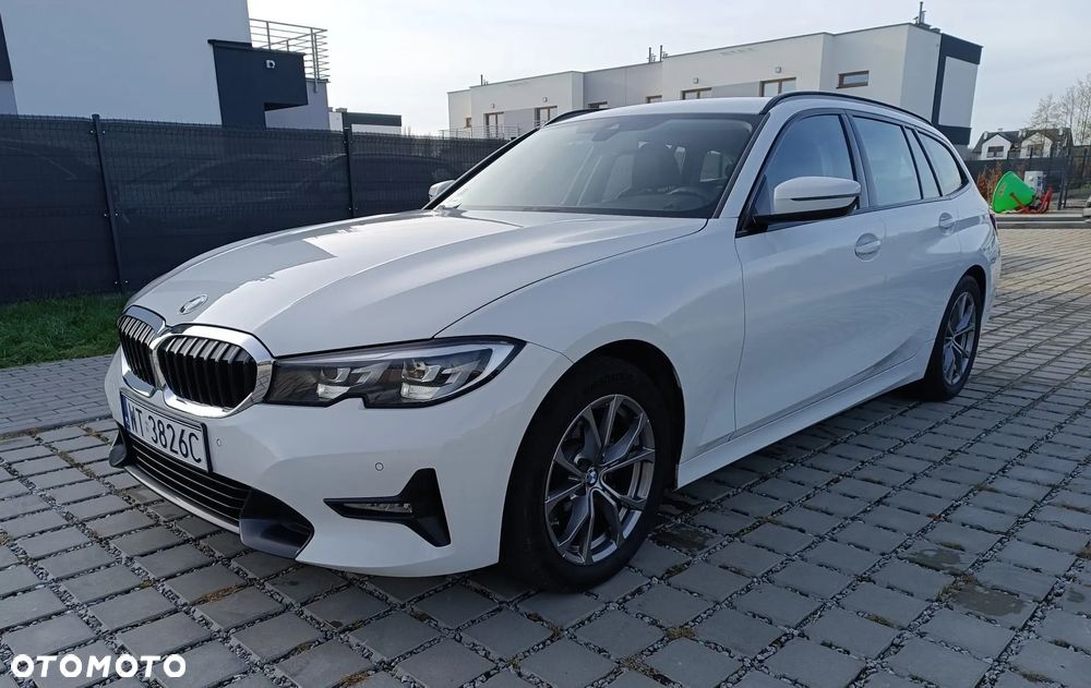 BMW Seria 3 318i Sport Line - 1