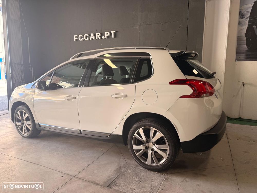 Peugeot 2008 PureTech 110 Stop&Start Crossway - 2
