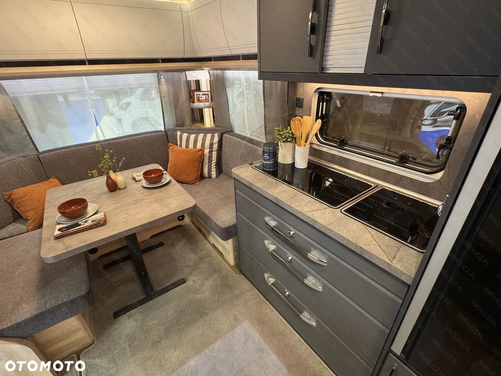 Hobby 460 UFe De Luxe - 9