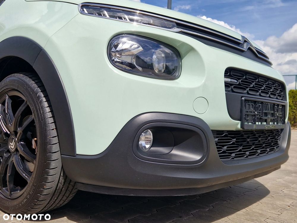 Citroën C3 Pure Tech (VTi) 82 Exclusive - 17