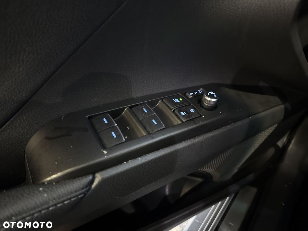 Toyota Camry 2.5 Hybrid Prestige CVT - 17