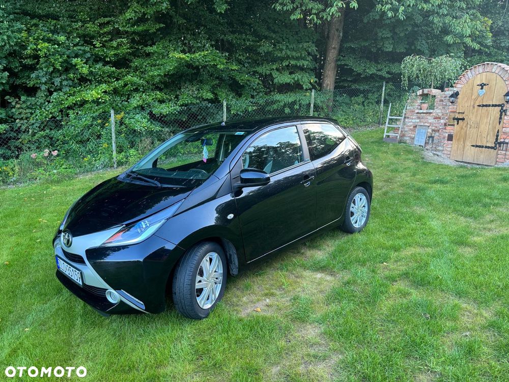 Toyota Aygo x mit x-business Paket - 5