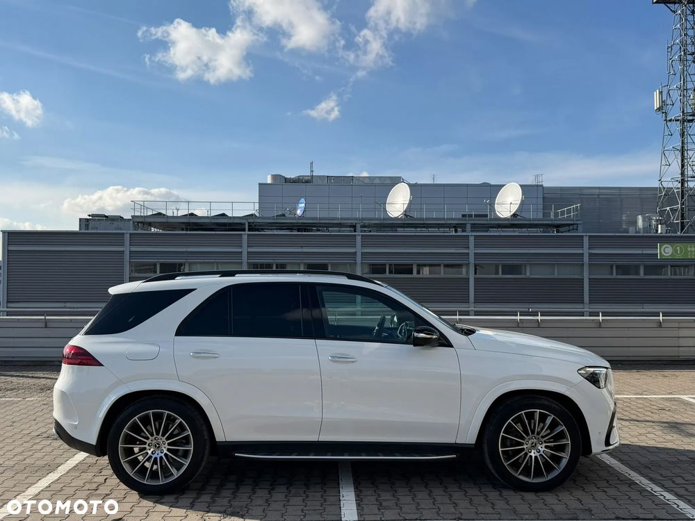 Mercedes-Benz GLE 300 d 4Matic 9G-TRONIC AMG Line Advanced Plus - 11