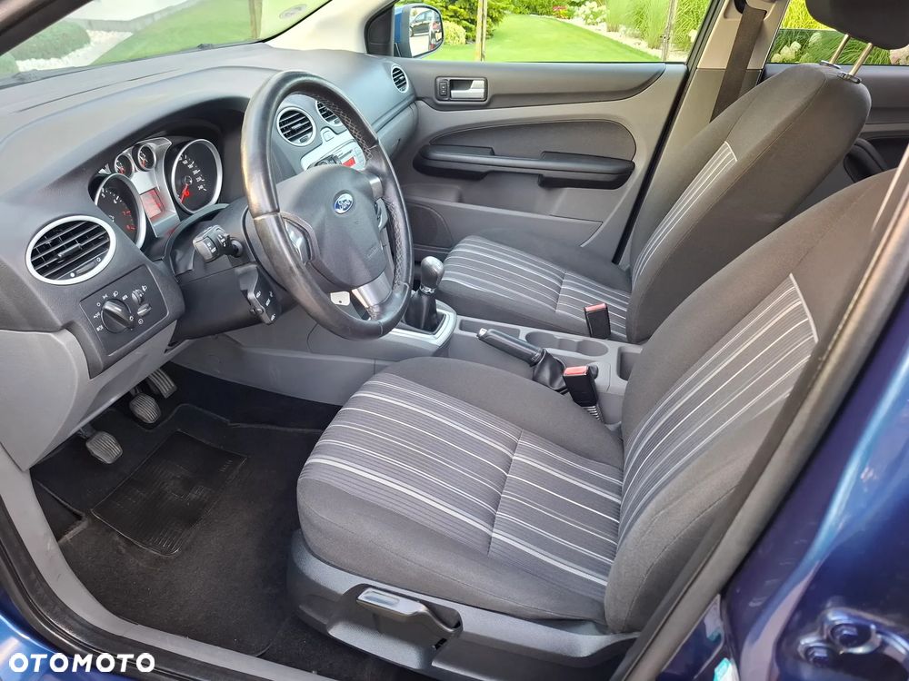 Ford Focus 1.6 16V Viva I - 36